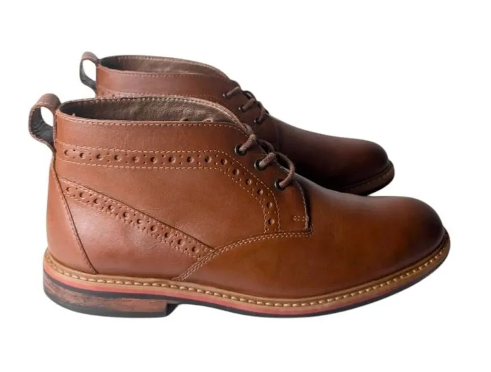 BOSTONIAN Melshire Plain Toe Lace-Up Chukka Boot Size 10M